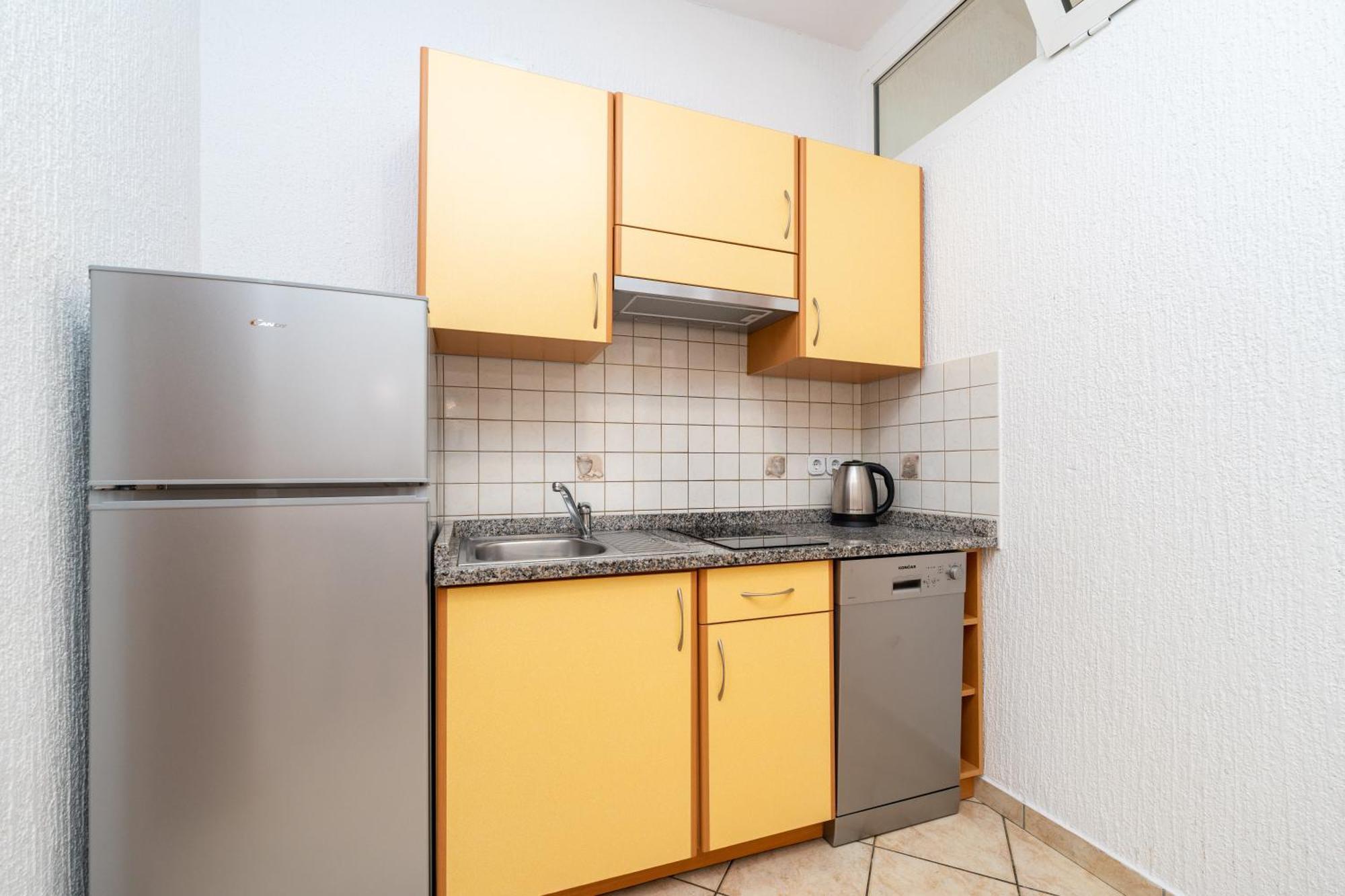 Apartments Cvetka Novalja Exterior photo